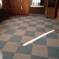 Hospůdka s nikdy nečištěným kobercem po